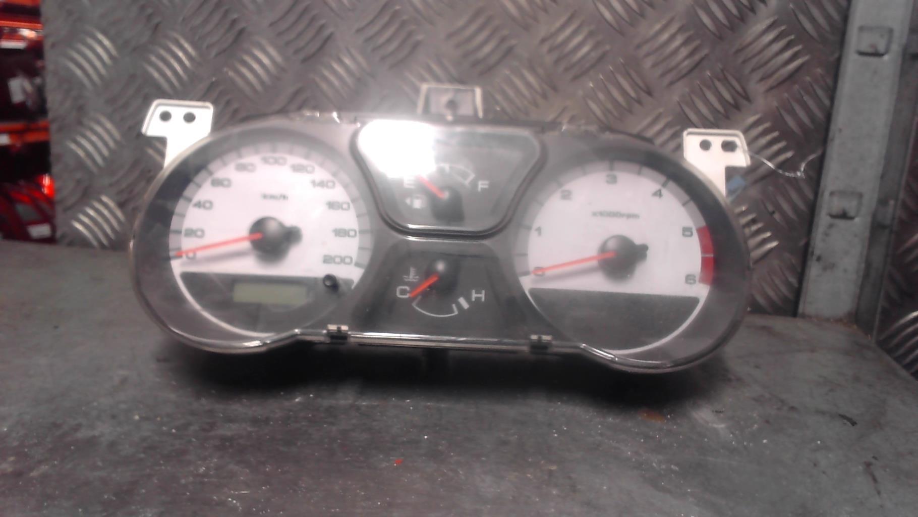 Compteur SUZUKI IGNIS 2 Diesel - 1