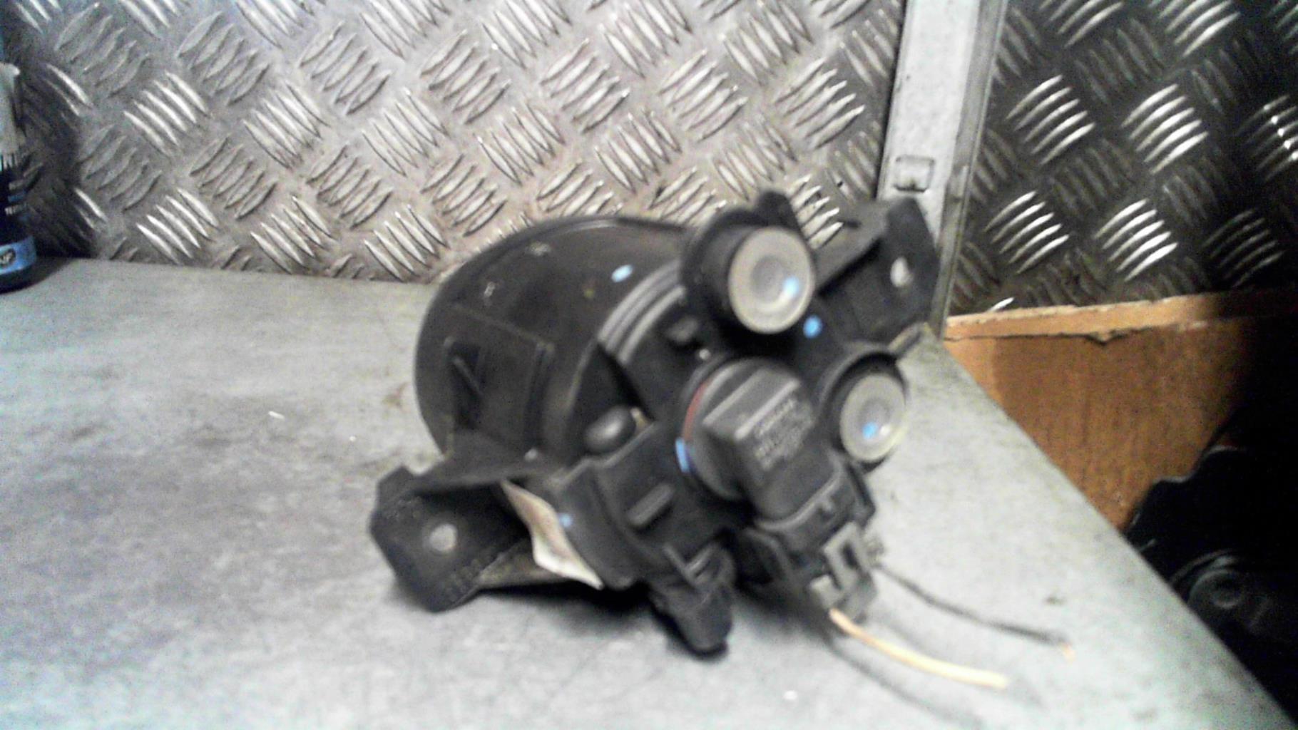 Anti brouillard droit (feux) RENAULT MASTER 3  - 1