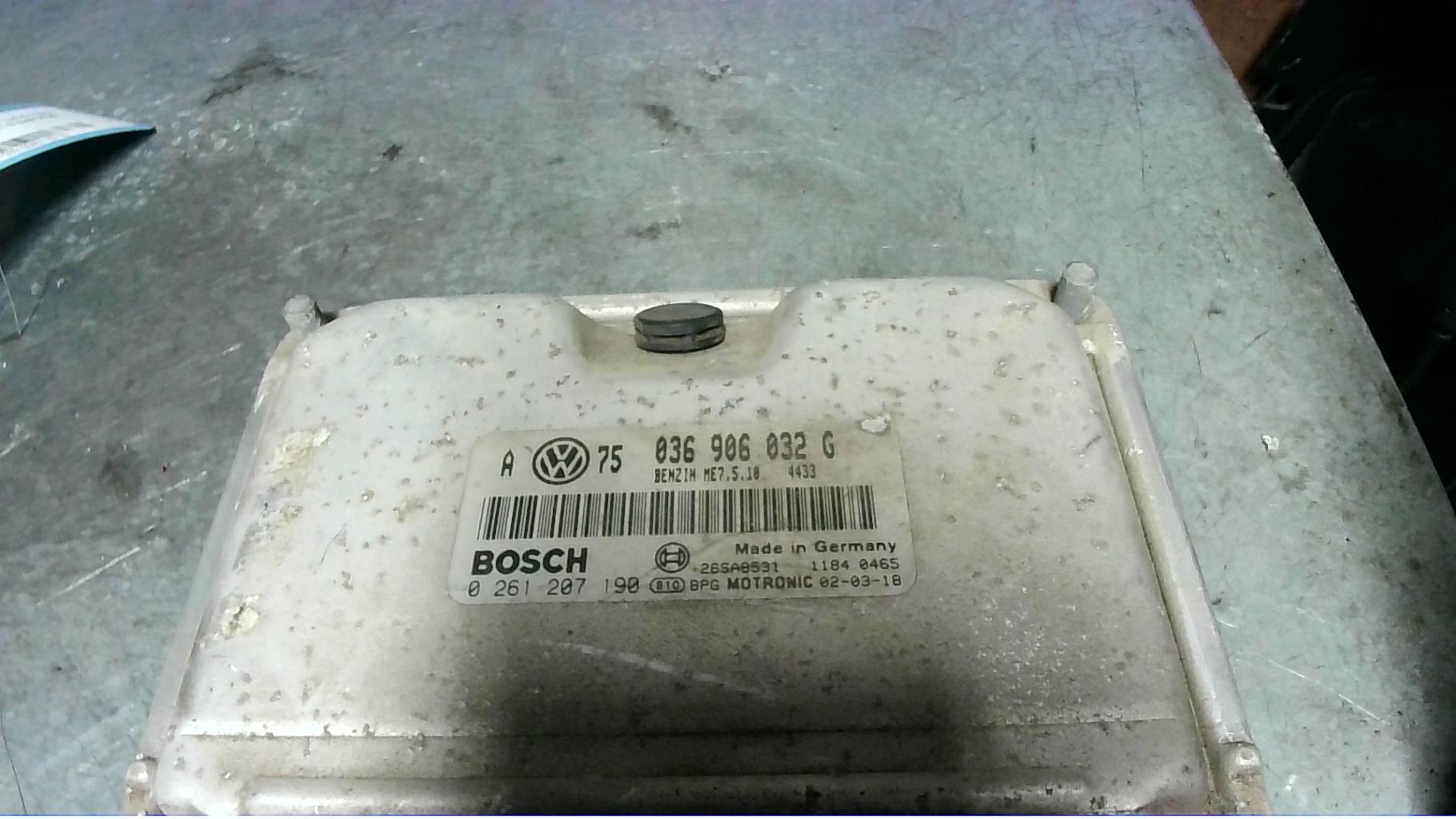 Calculateur VOLKSWAGEN GOLF 4 Essence - 1