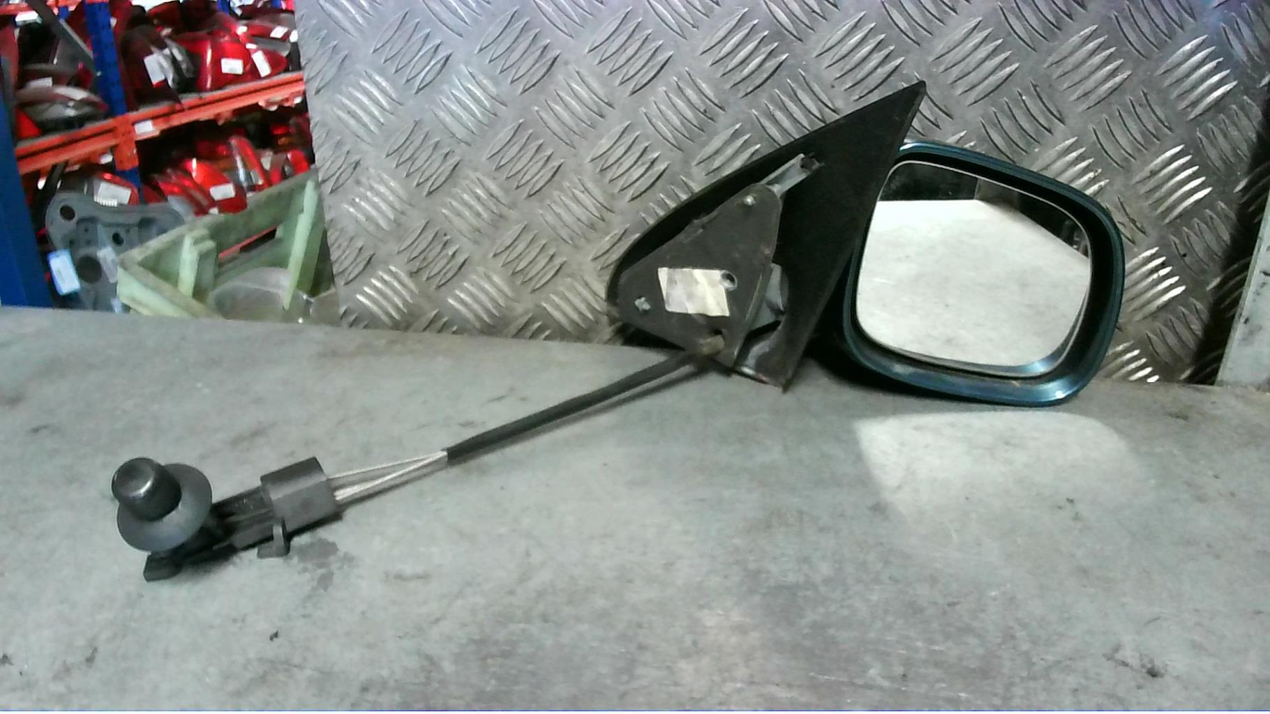 Retroviseur droit SKODA FABIA 1 PHASE 1 Essence - 1