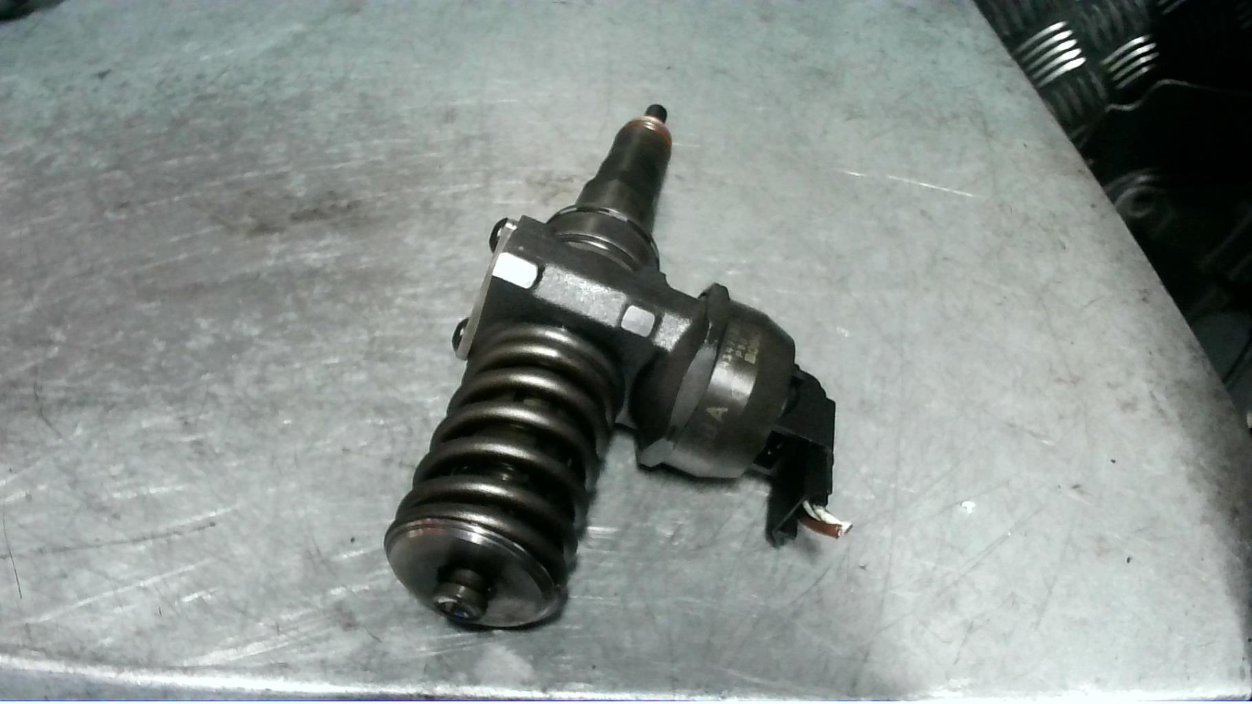 Injecteurs VOLKSWAGEN TOURAN 1 PHASE 1  - 1