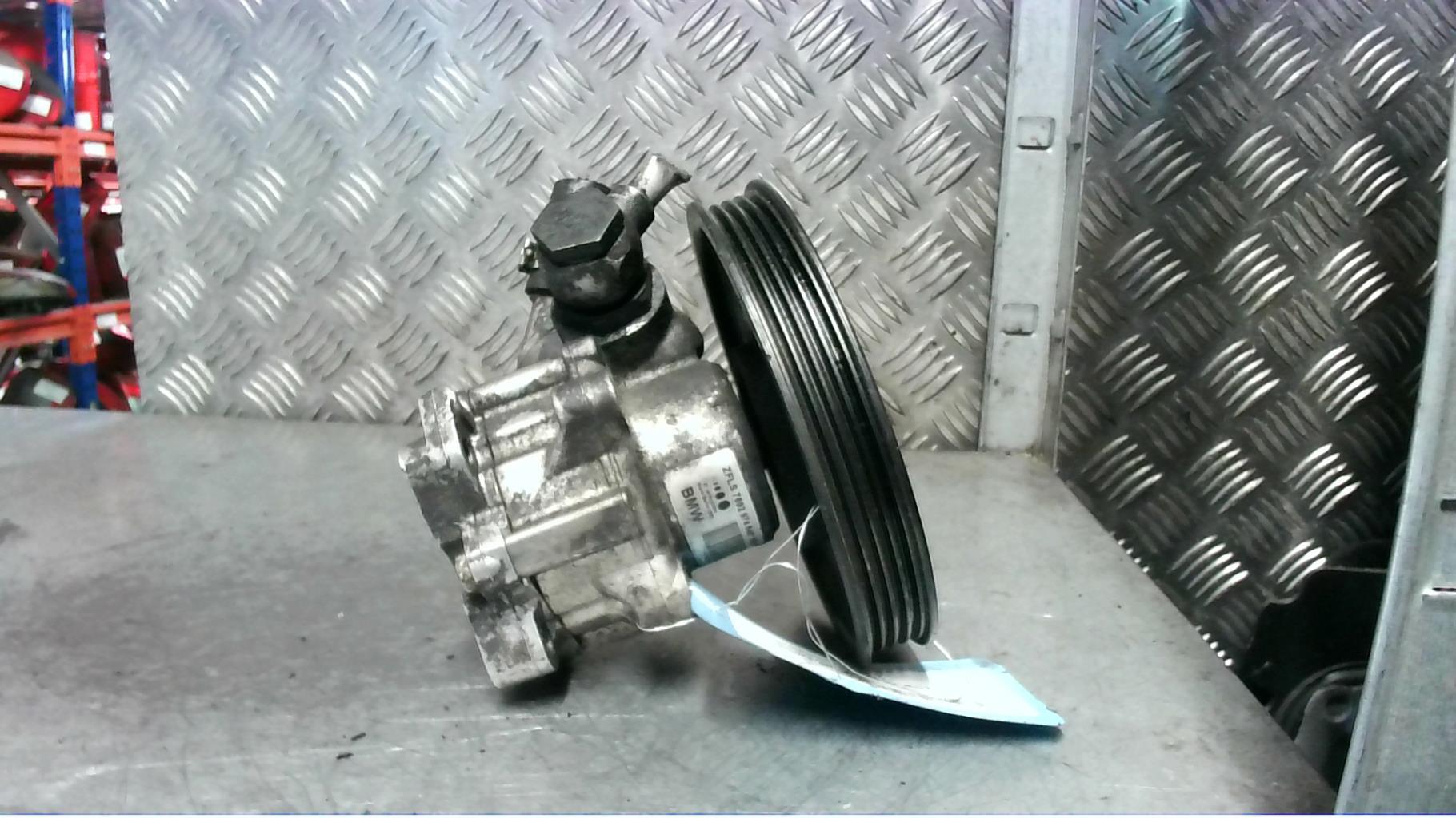 Pompe de direction BMW SERIE 1 E87  - 1