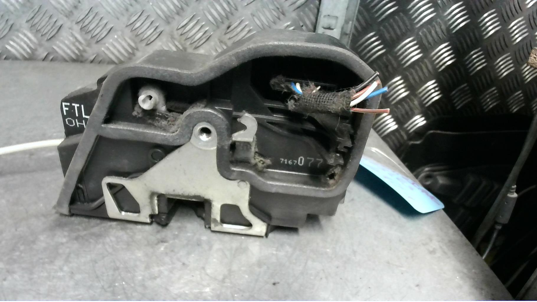 Serrure avant gauche BMW SERIE 1 E87 PHASE 1  - 1