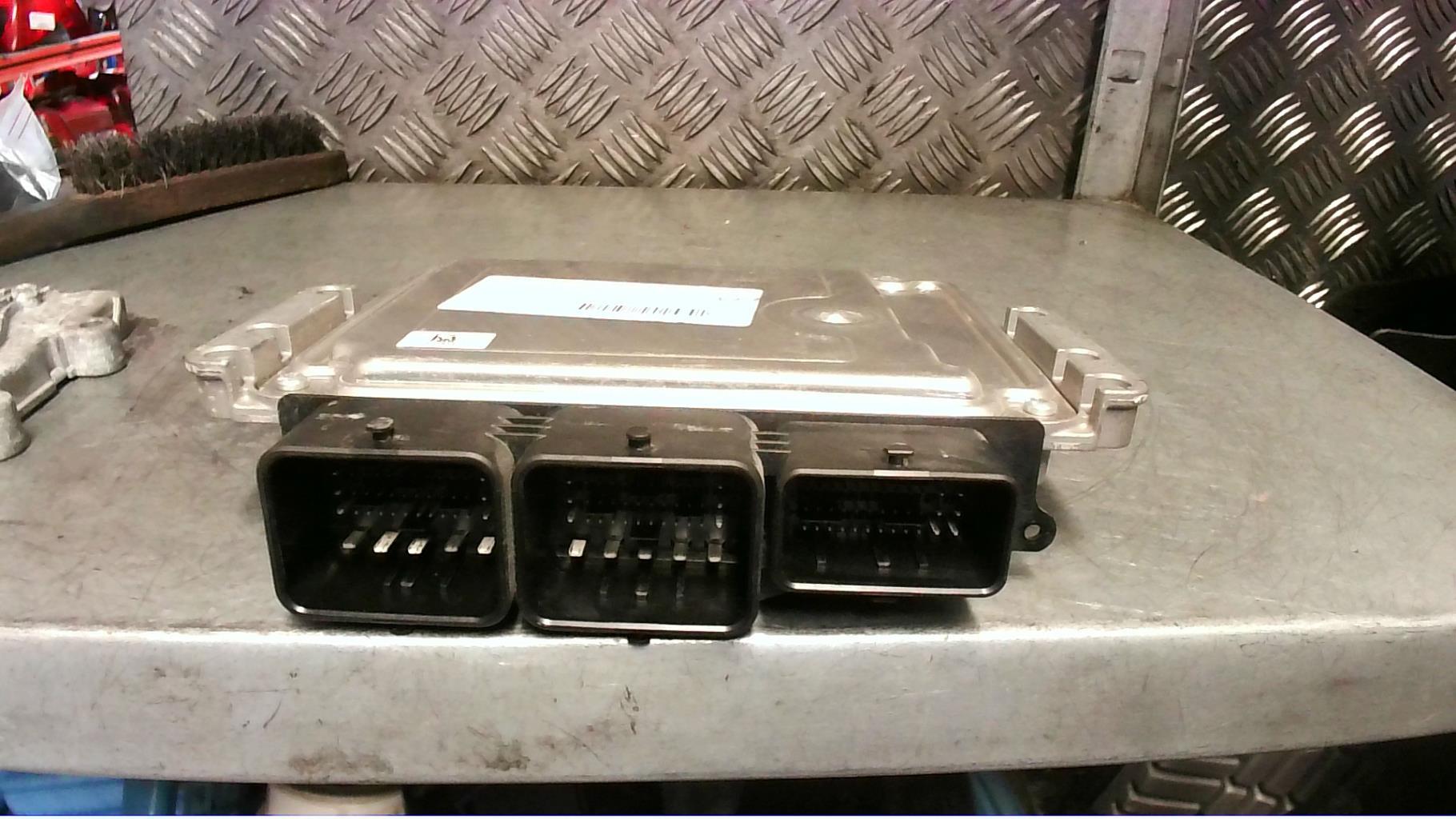 Calculateur CITROEN C3 2 PHASE 2 Diesel - 1