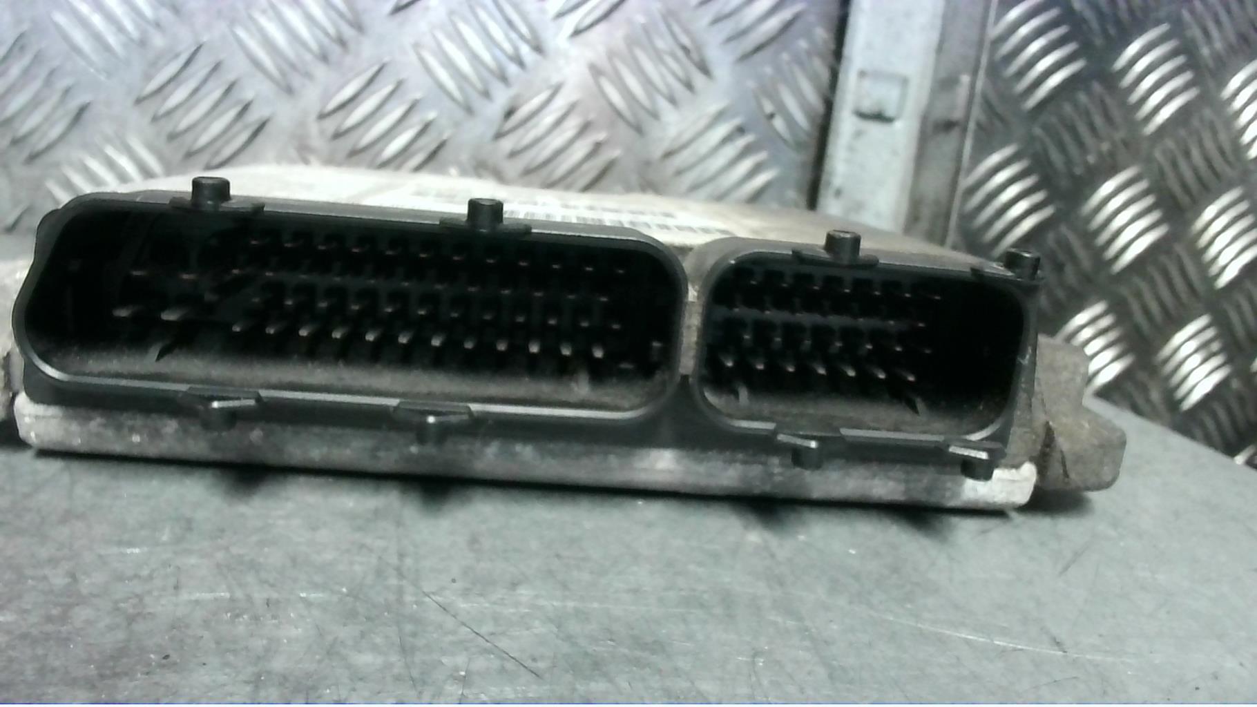Calculateur VOLKSWAGEN GOLF 4 Essence - 1