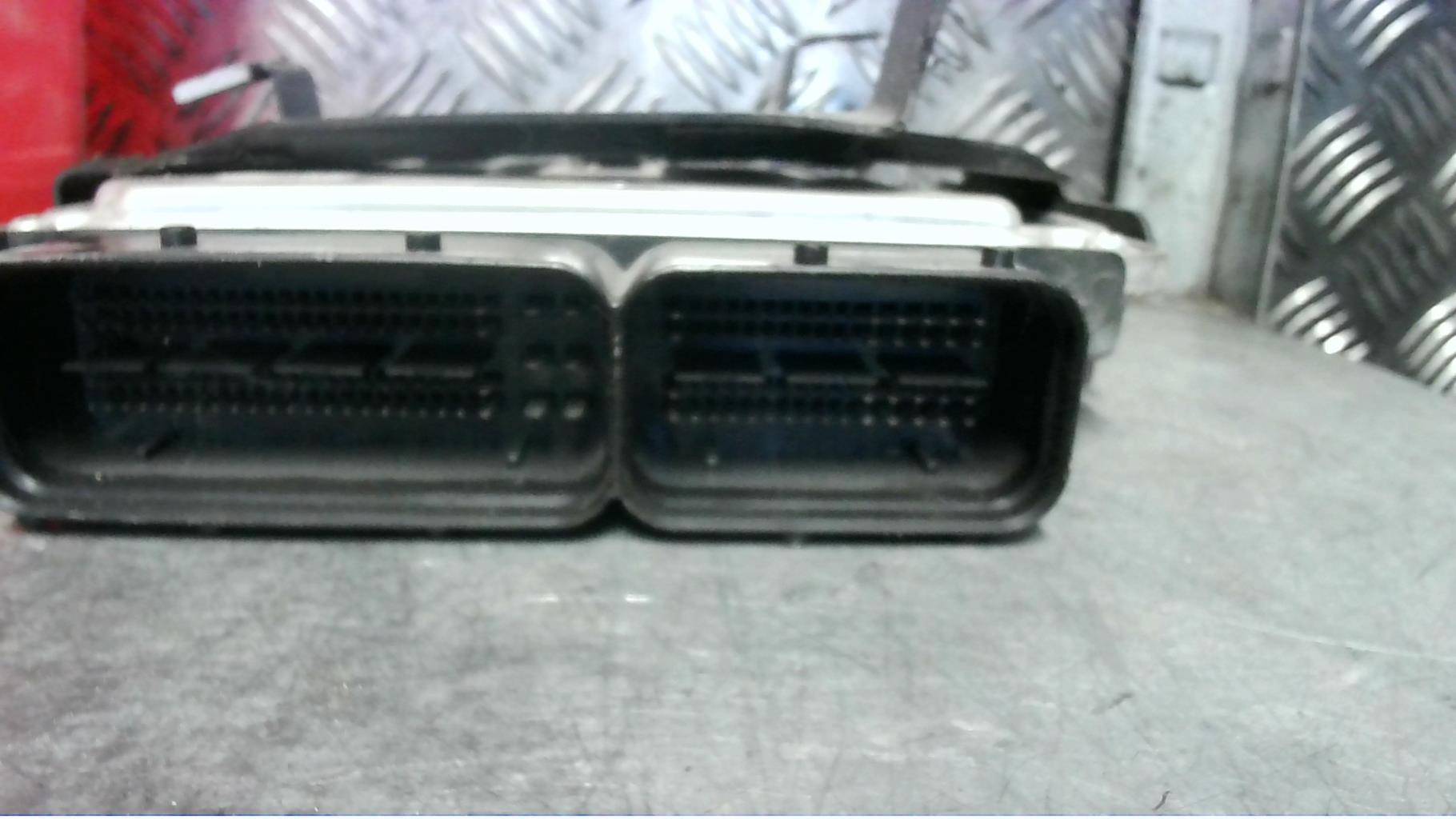 Calculateur VOLKSWAGEN GOLF 5 Diesel - 1