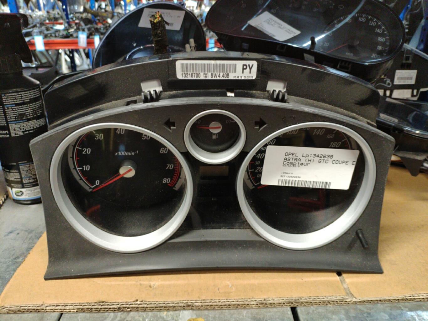 Compteur OPEL ASTRA H GTC PHASE 1 Essence - 1