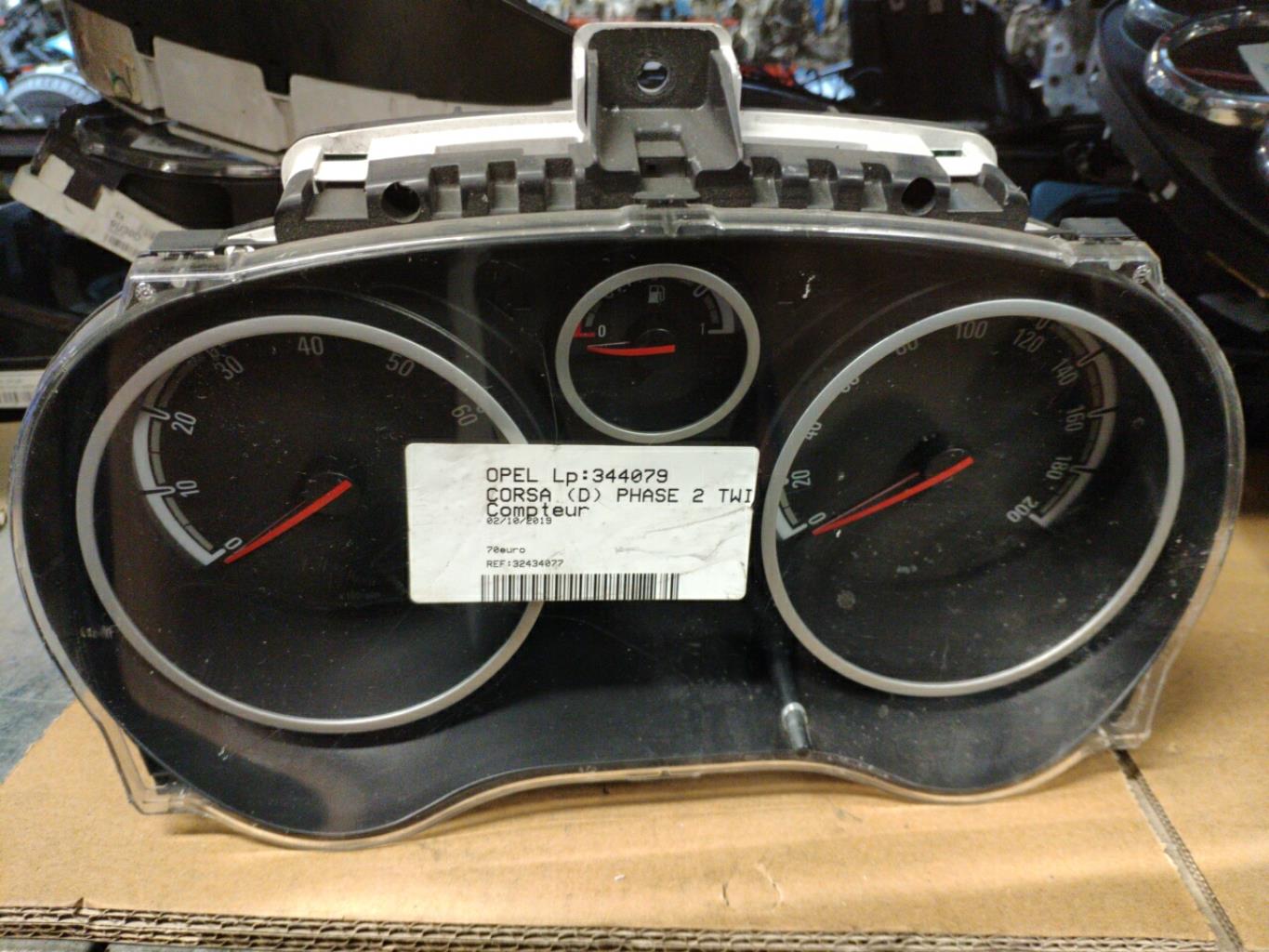 Compteur OPEL CORSA D PHASE 2 Essence - 1