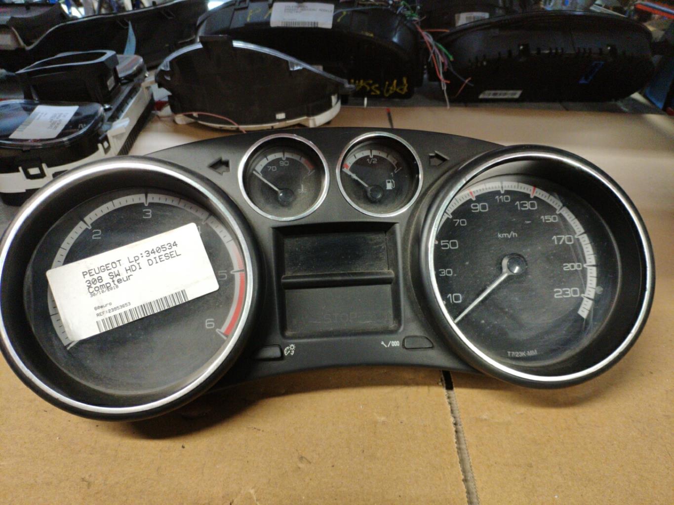 Compteur PEUGEOT 308 1 SW PHASE 1 BREAK Diesel - 1