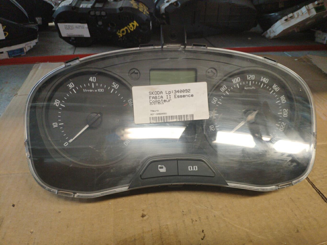 Compteur SKODA FABIA 2 PHASE 2 Essence - 1