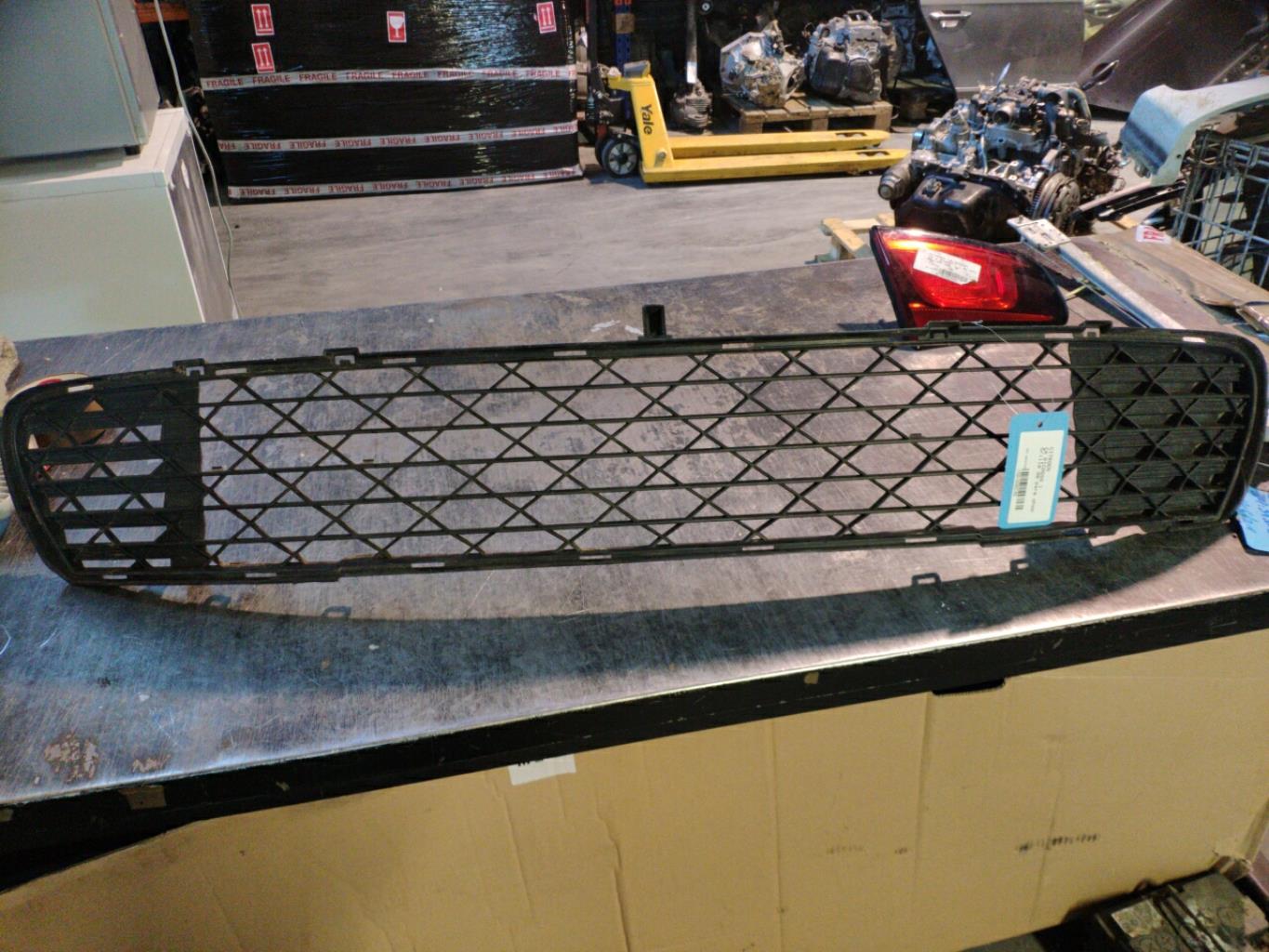 Grille de pare choc CITROEN C4 PICASSO 1  - 1