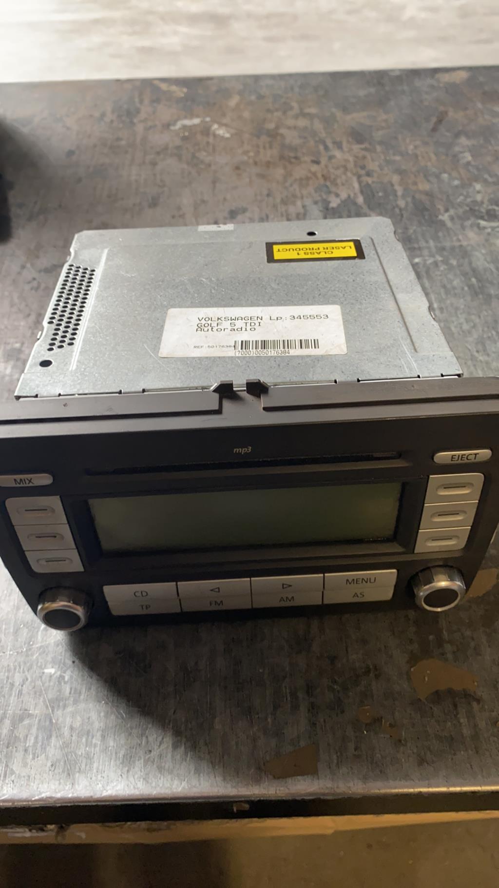 Autoradio VOLKSWAGEN GOLF 5  - 1