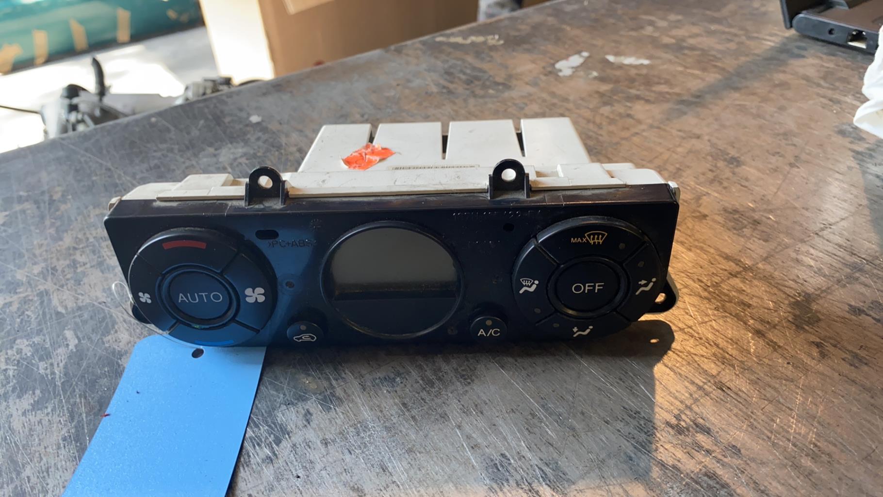 Commande chauffage FORD MONDEO 2  - 1