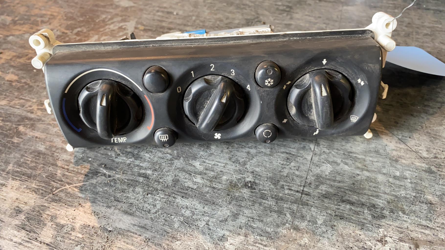 Commande chauffage MINI MINI 1 R50/R53 PHASE 2  - 1