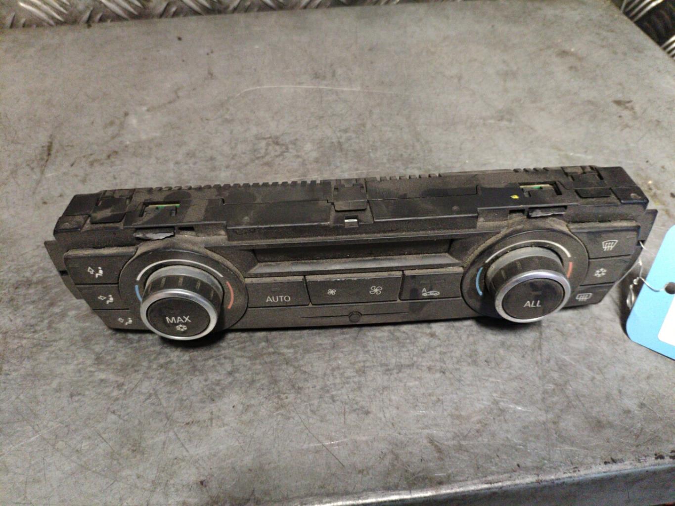 Commande chauffage BMW SERIE 1 E87 PHASE 2 Diesel - 1