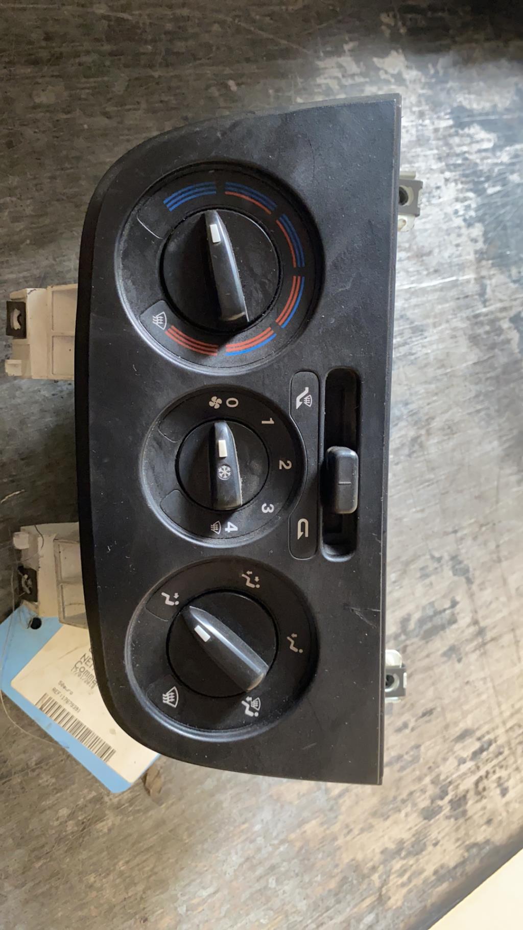Commande chauffage CITROEN NEMO Diesel - 1