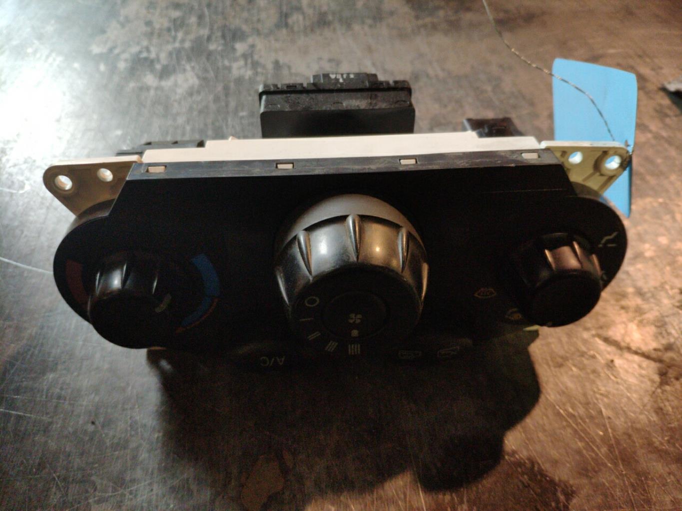 Commande chauffage HYUNDAI SANTA FE 1 Diesel - 1