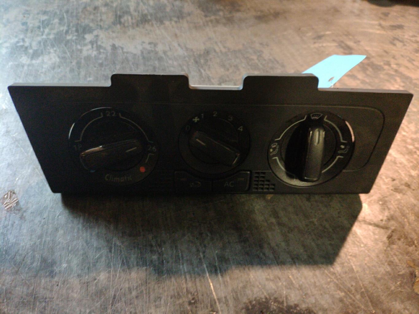 Commande chauffage VOLKSWAGEN POLO 5 PHASE 1 Diesel - 1