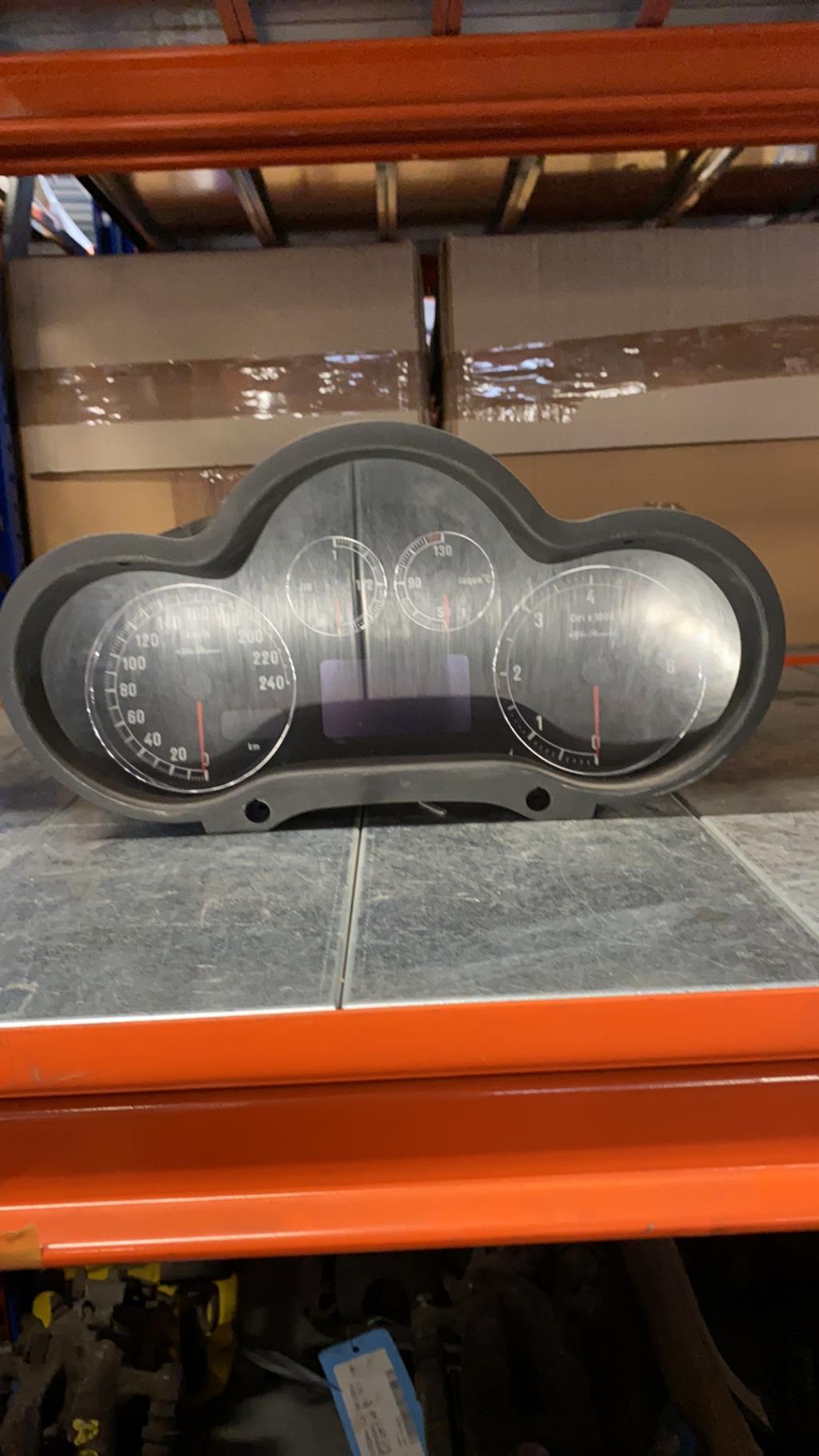 Compteur ALFA ROMEO 147 PHASE 2 Diesel - 1