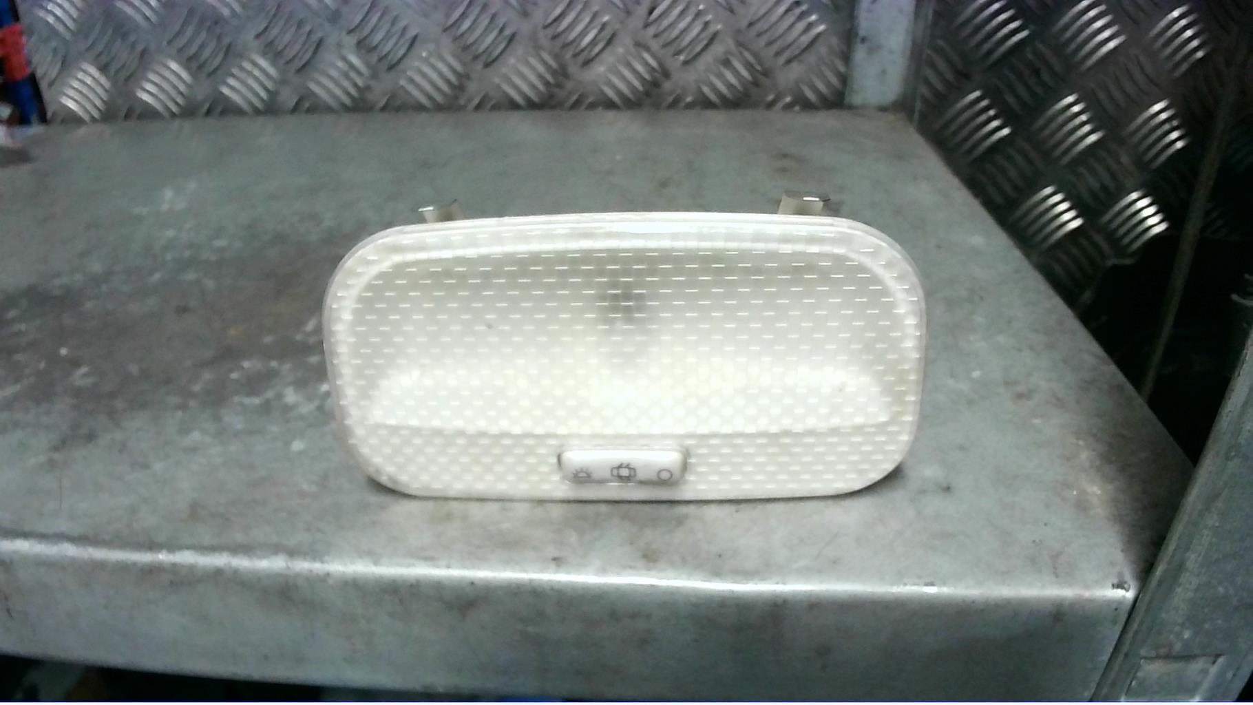 Eclairage de plafonnier PEUGEOT 207  - 1