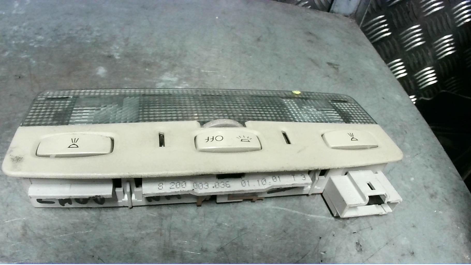 Eclairage de plafonnier RENAULT LAGUNA 2  - 1