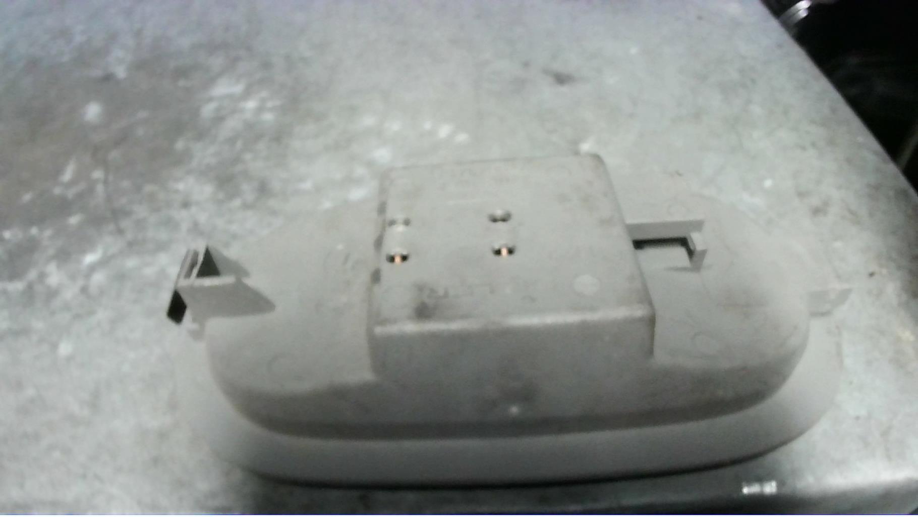 Eclairage de plafonnier RENAULT CLIO 2  - 1