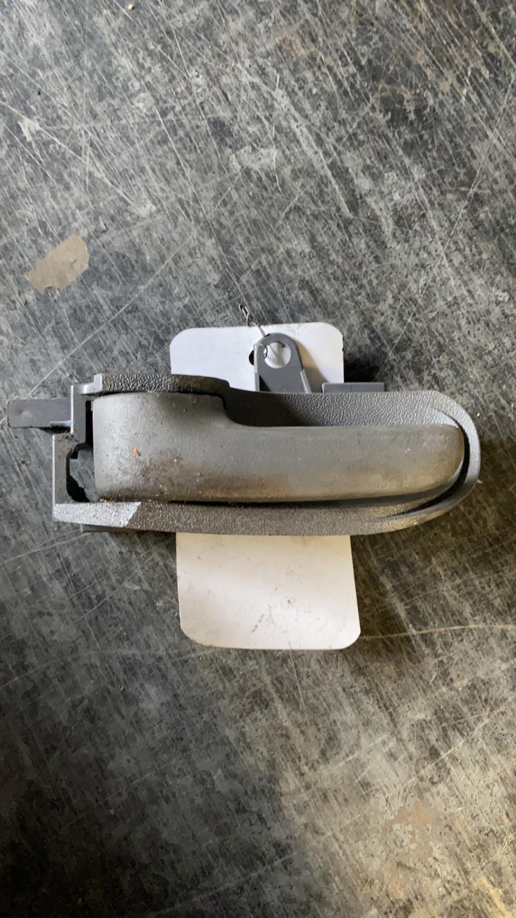 Poignee interieur avant gauche CITROEN C1 2 Essence - 1