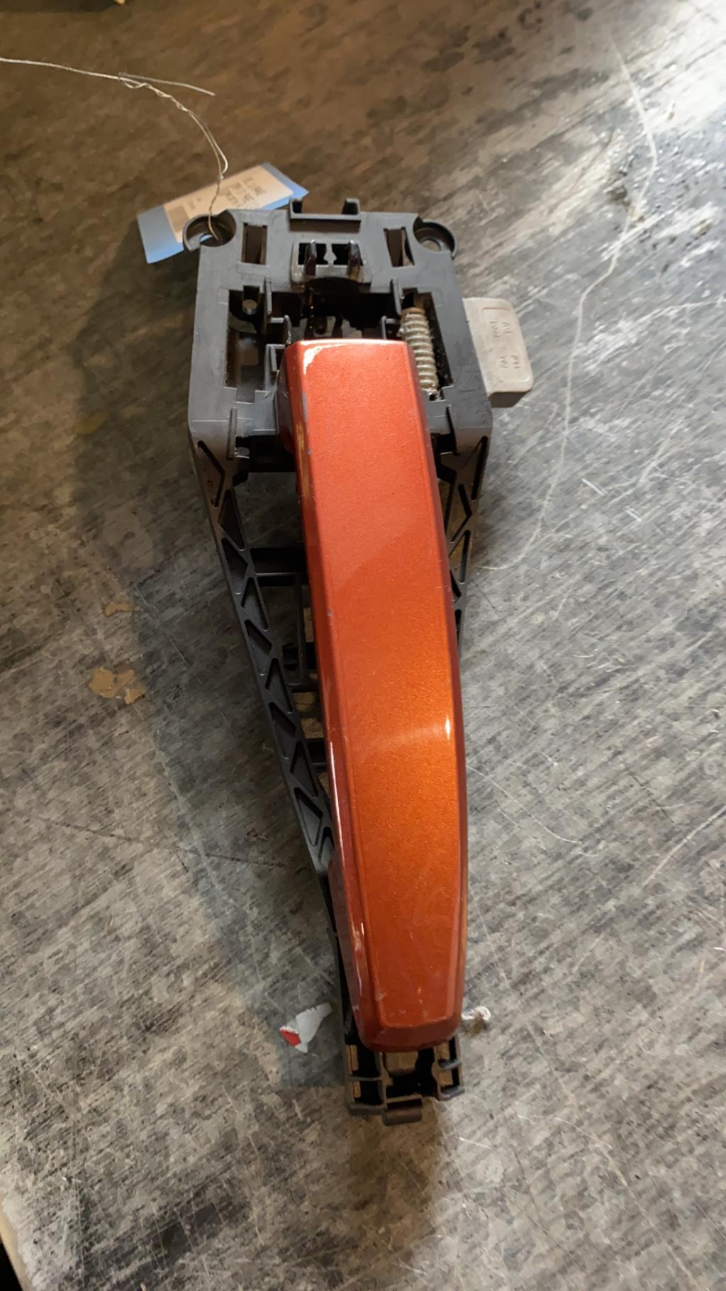 Poignee porte avant droit OPEL CORSA D PHASE 2 Diesel - 1