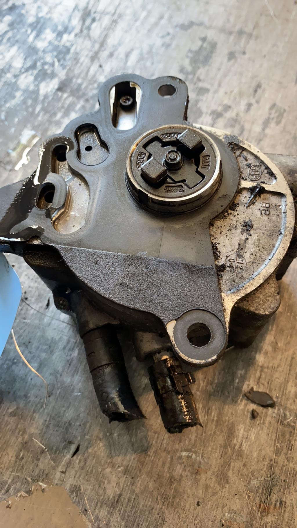 Pompe à injection AUDI A3 2 SPORTBACK PHASE 1 Diesel - 1