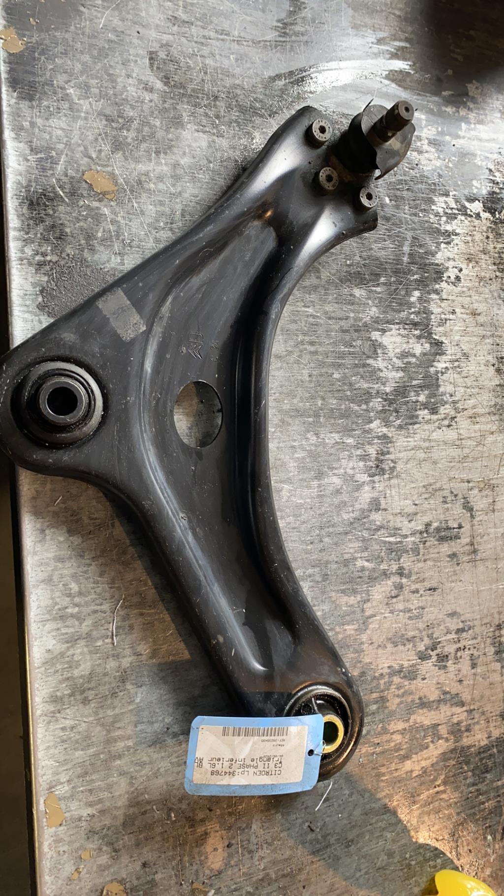 Triangle inferieur avant droit CITROEN C3 2 PHASE 2 Diesel - 1