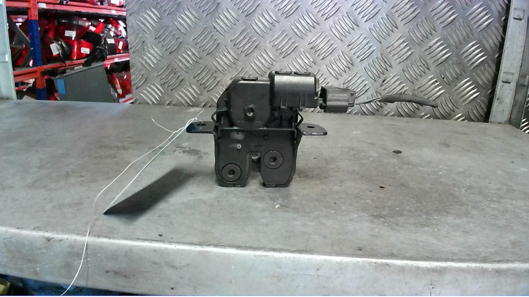 Serrure de coffre RENAULT GRAND SCENIC 3 PHASE 2 Diesel - 1