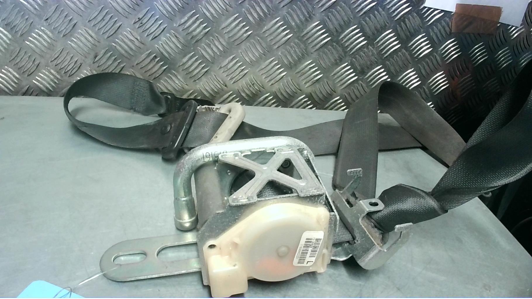 Ceinture avant gauche CHRYSLER 300C PHASE 1 BREAK Diesel - 1
