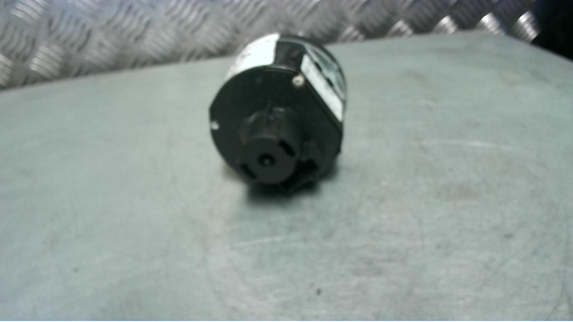 Commande de phare VOLKSWAGEN SCIROCCO 3  - 1