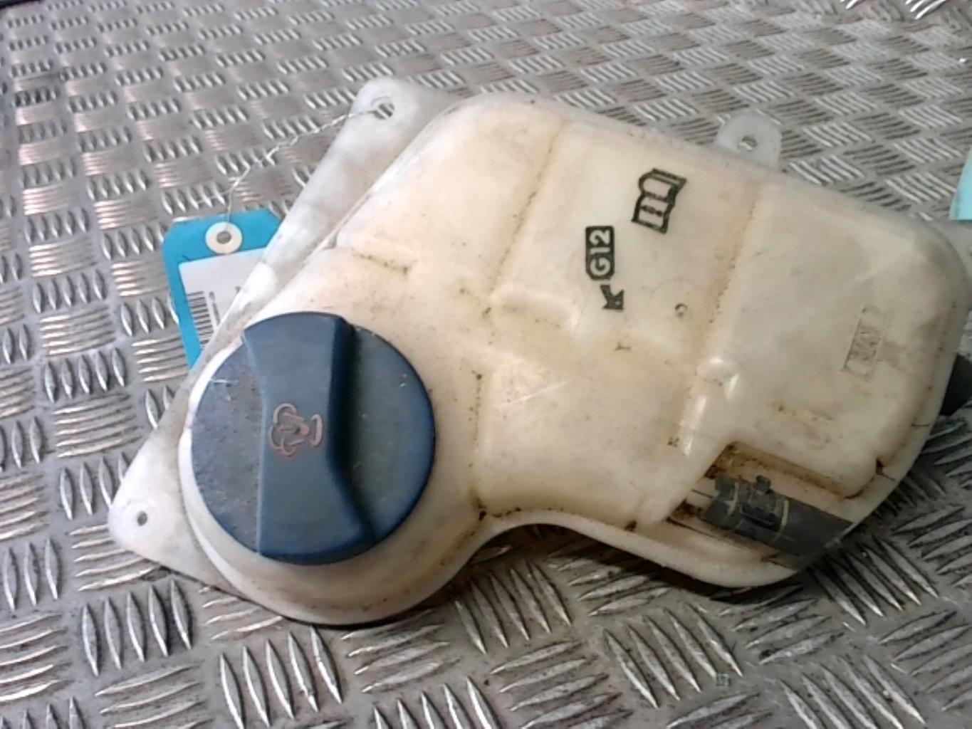 Vase d'expansion VOLKSWAGEN PASSAT 4 PHASE 2 BREAK Diesel - 1