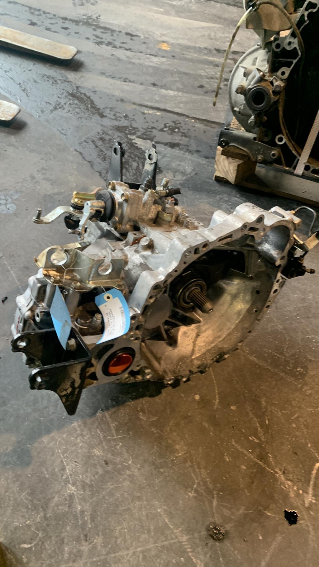 Boite de vitesses TOYOTA COROLLA 10 PHASE 1 Diesel - 1