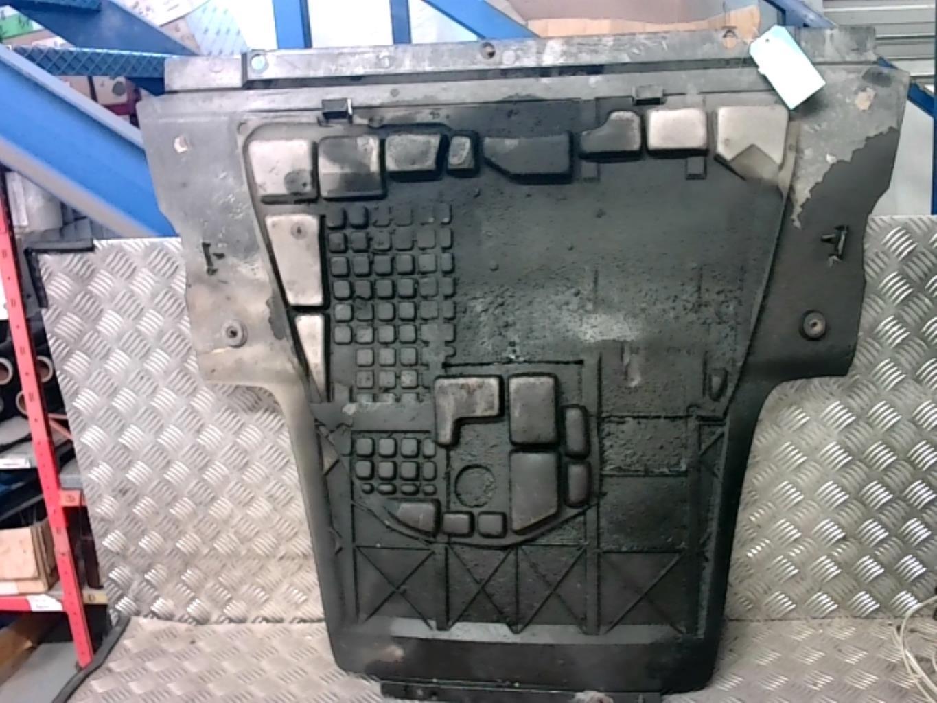 Cache sous moteur RENAULT SCENIC 2 PHASE 1  - 1