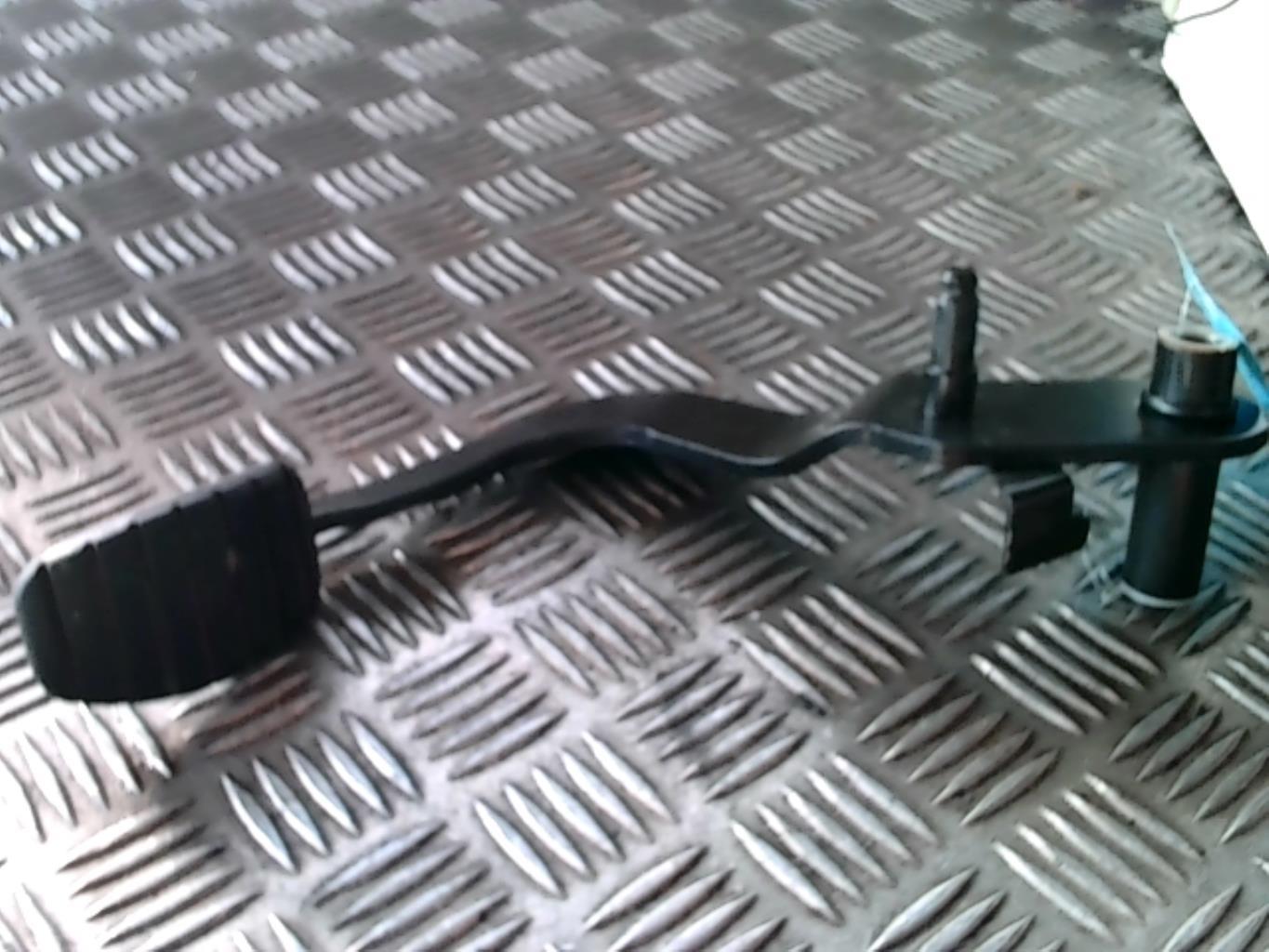 Pedale d'embrayage RENAULT TWINGO 2 PHASE 1  - 1