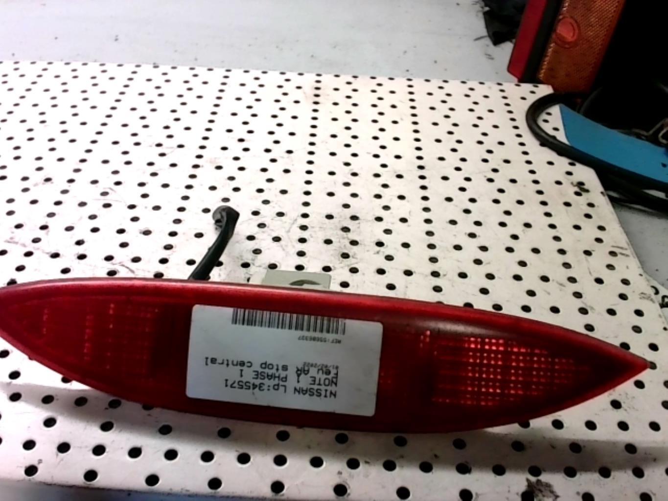 Feu arriere stop central NISSAN NOTE 1 PHASE 1  - 1