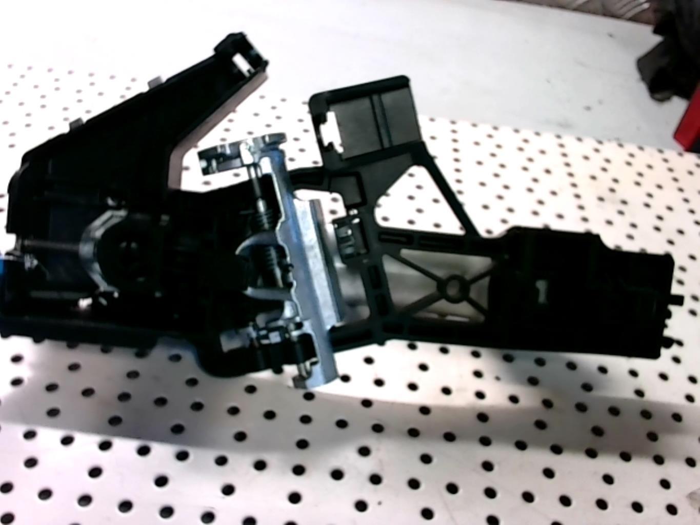 Poignee porte avant droit FORD B-MAX Essence - 1