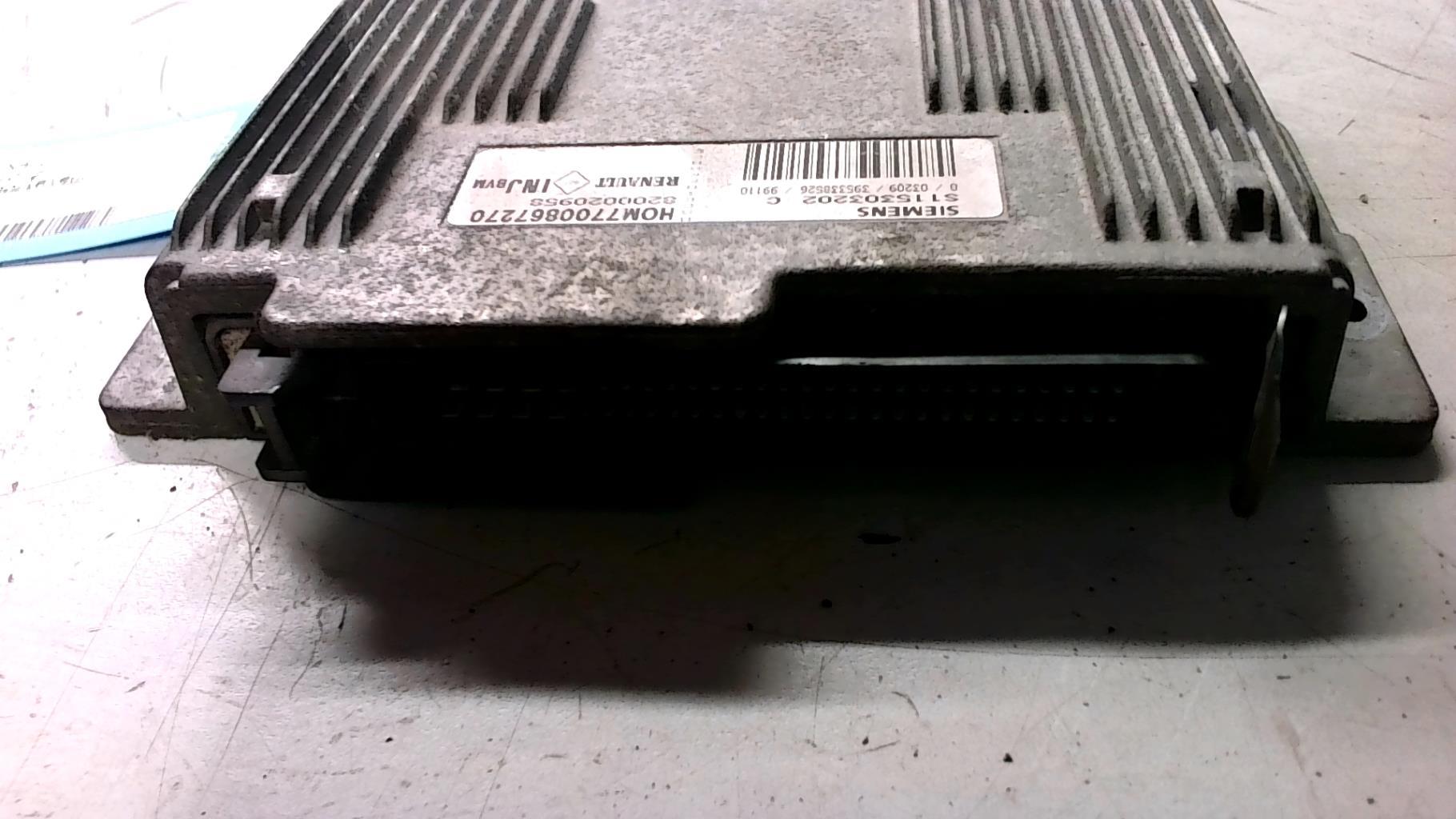 Calculateur RENAULT CLIO 2  - 1