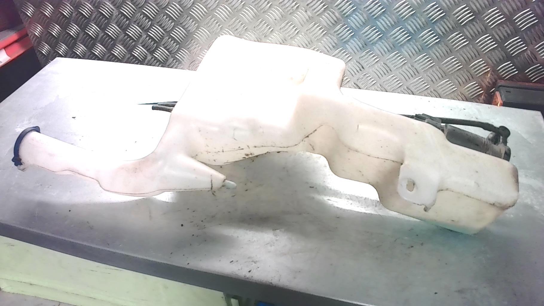 Vase de lave glace FORD FIESTA 6 PHASE 1  - 1