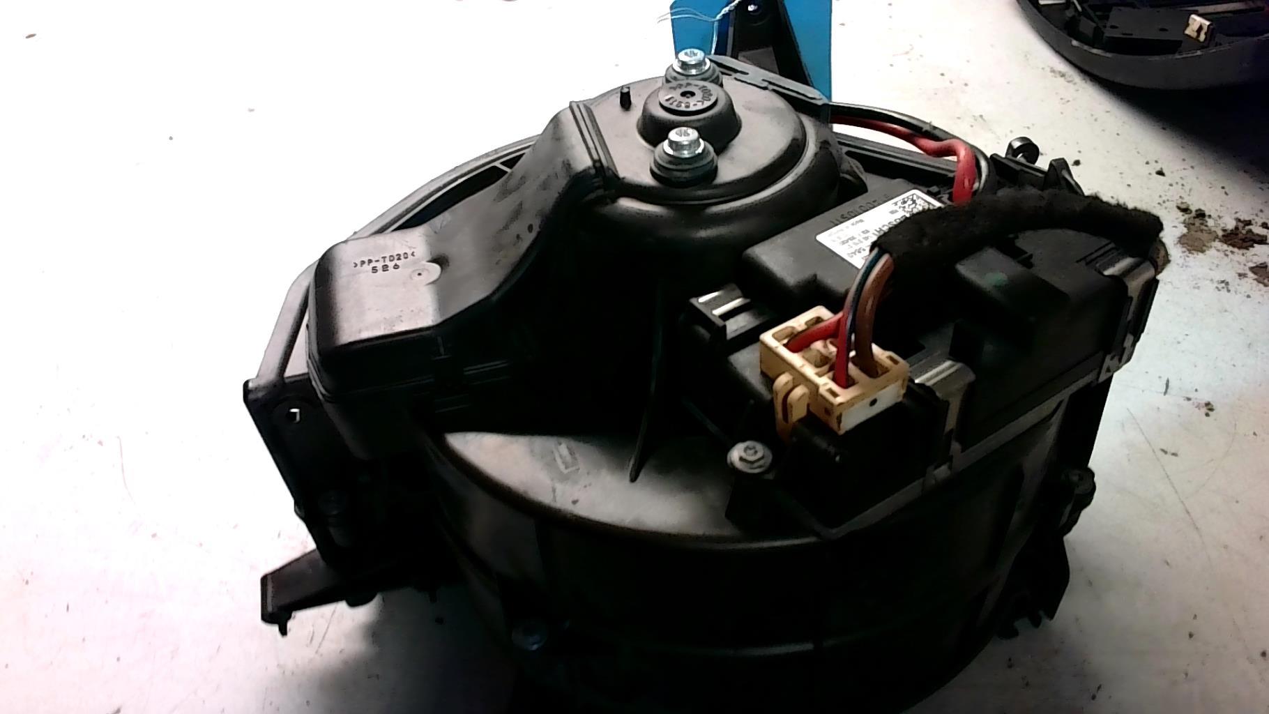 Ventilateur chauffage AUDI A6 3 PHASE 1 Diesel - 1