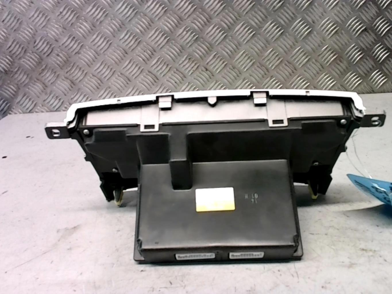 Commande chauffage TOYOTA COROLLA VERSO 2 PHASE 1 Diesel - 1