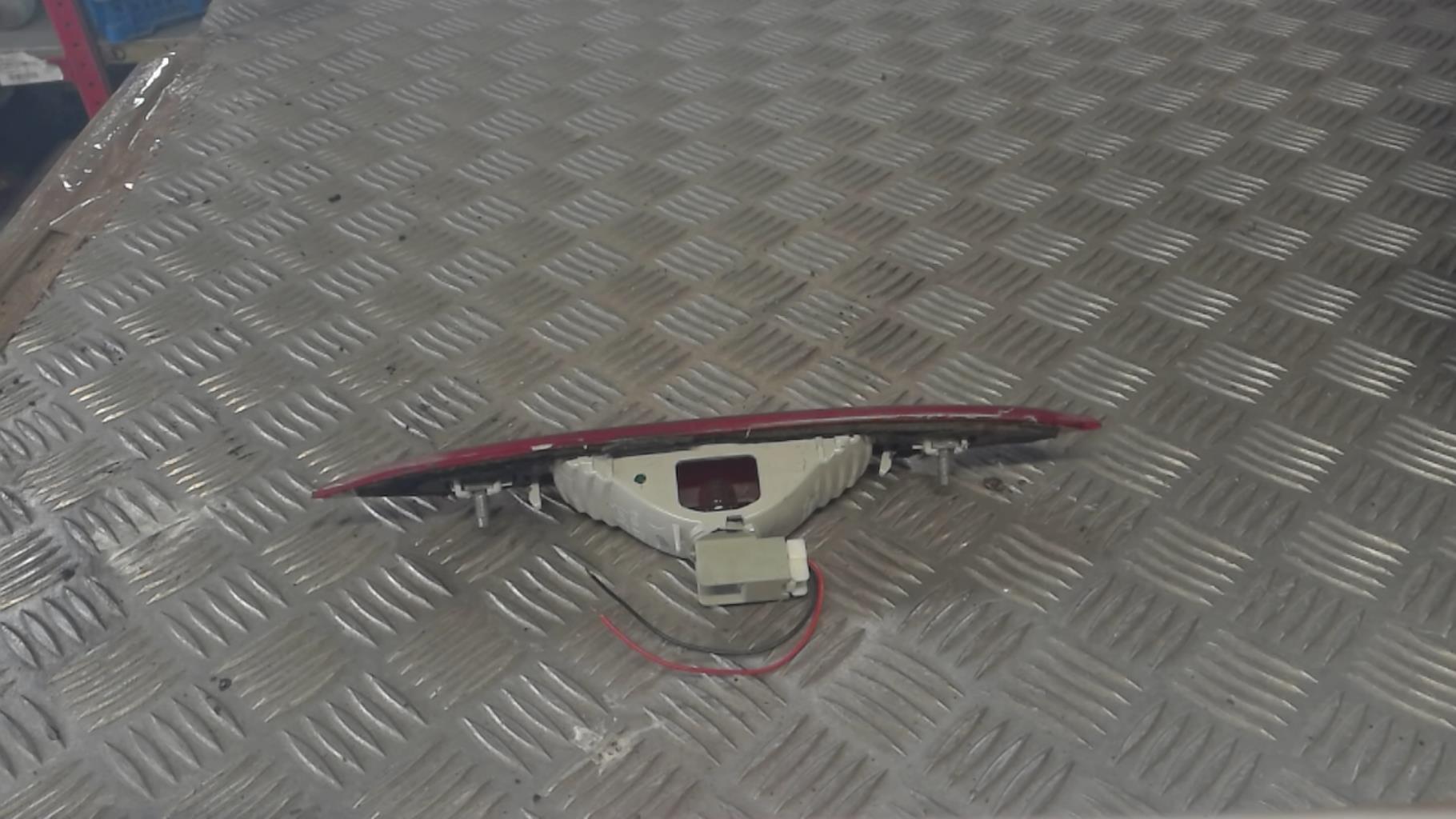 Feu arriere stop central NISSAN NOTE 1 PHASE 2  - 1