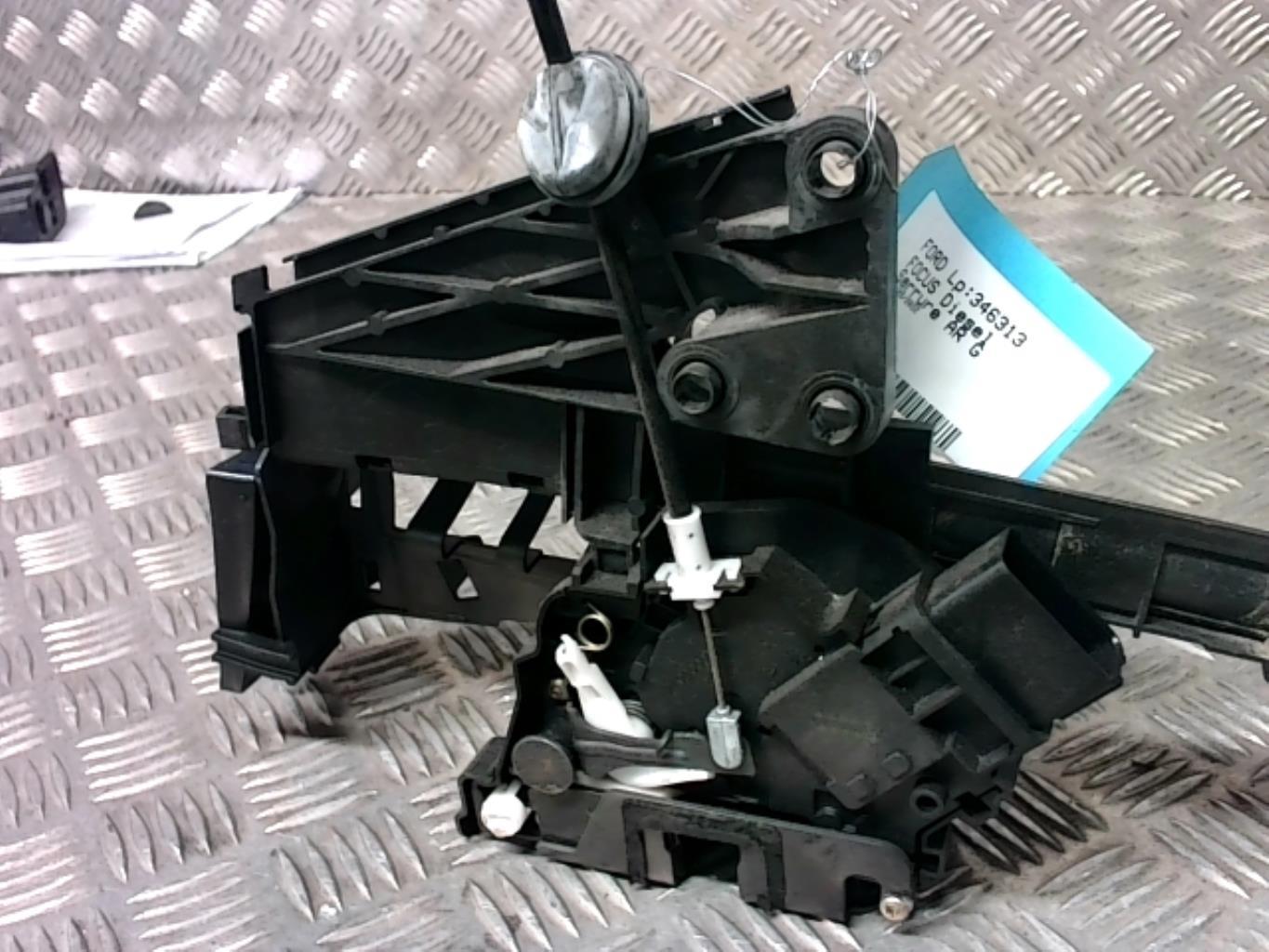 Serrure arriere gauche FORD FOCUS 2 PHASE 1  - 1