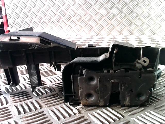 Serrure avant droit FORD FOCUS 2 PHASE 2 BREAK  - 1