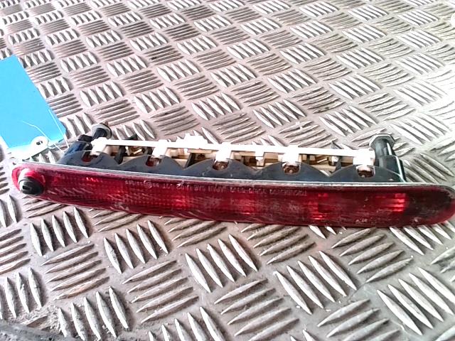 Feu arriere stop central SUZUKI SWIFT 3 Diesel - 1
