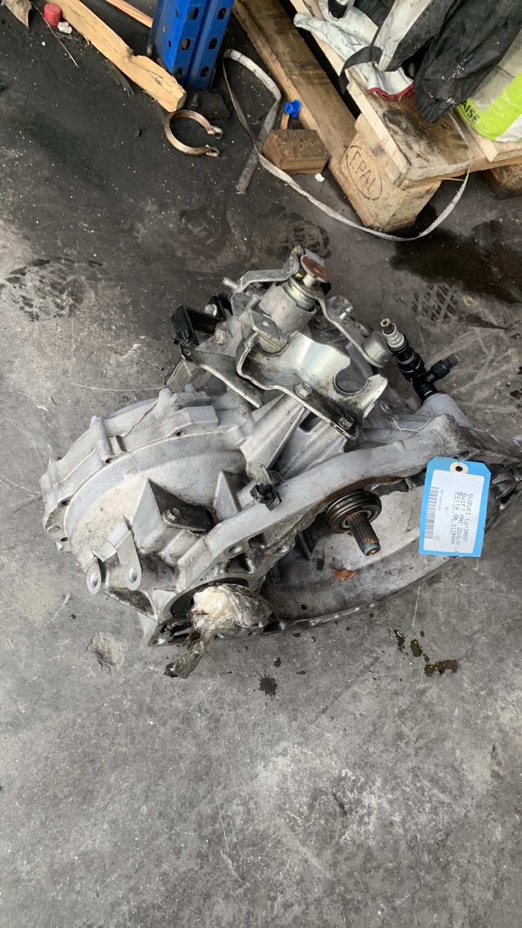 Boite de vitesses SUZUKI SWIFT 3 Diesel - 1