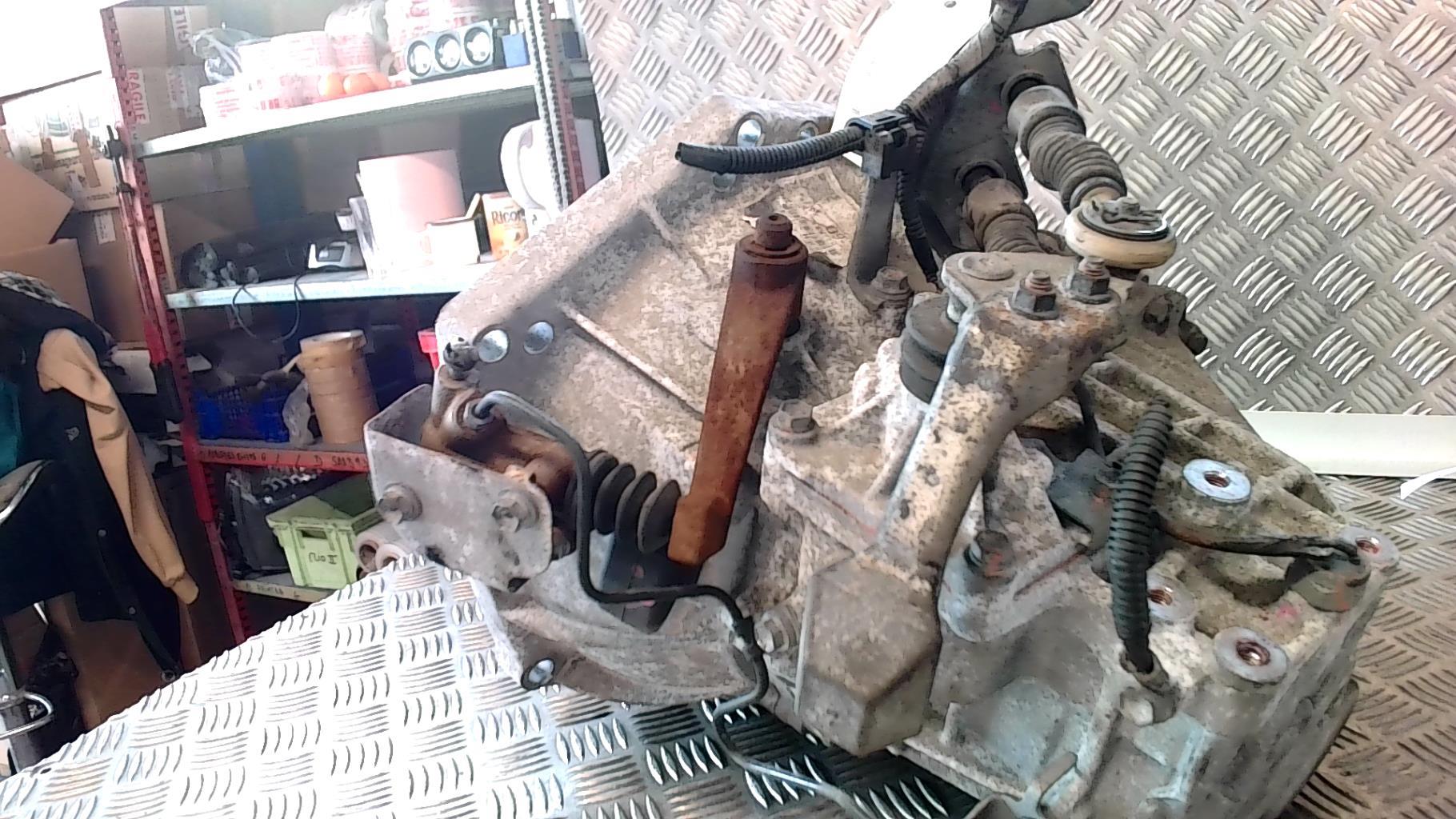 Boite de vitesses TOYOTA YARIS 2 PHASE 1 Essence - 1