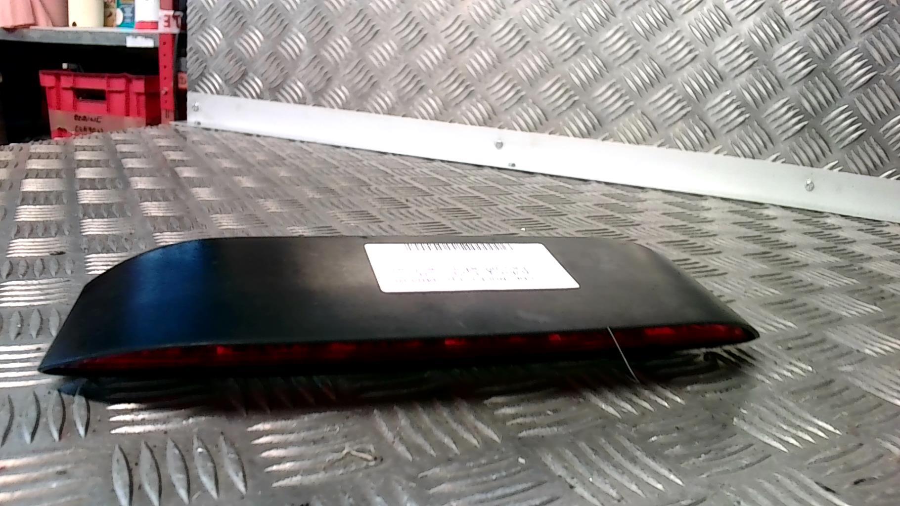 Feu arriere stop central CHEVROLET AVEO 1 Essence/GPL - 1